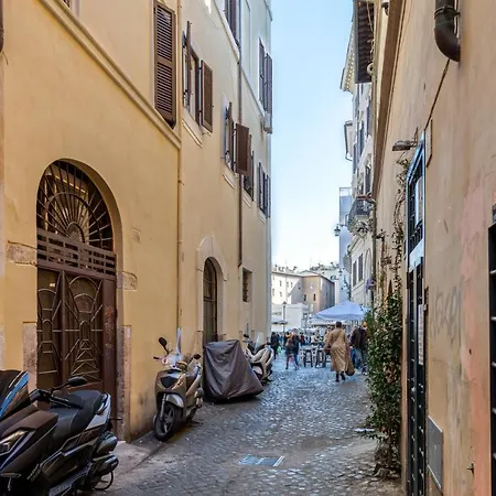 Deluxe - Campo Dei Fiori Apartament